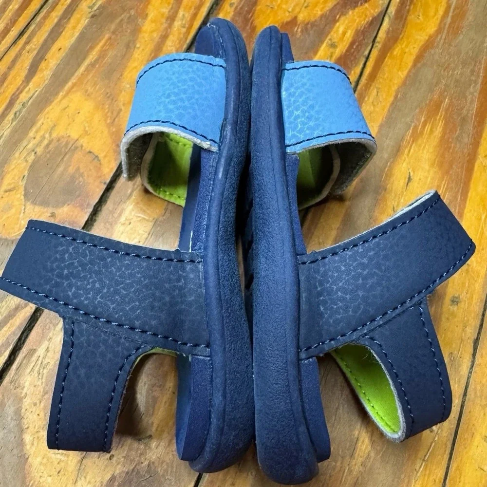 See Kai Run Basic Water Sandals Size 5